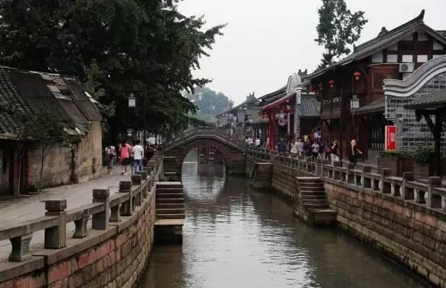 女子体内排出4米长绦虫!她的饮食习惯,许多老广都符合…