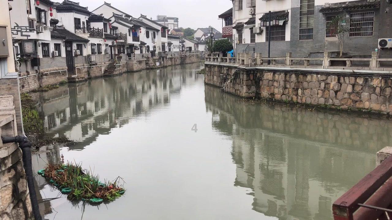 拥堵的停车场